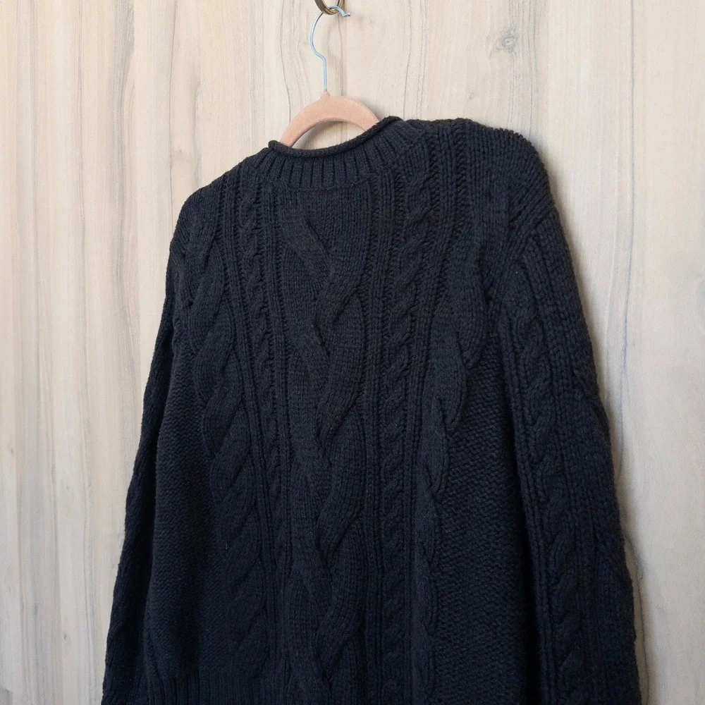 Banana Republic chunky cable